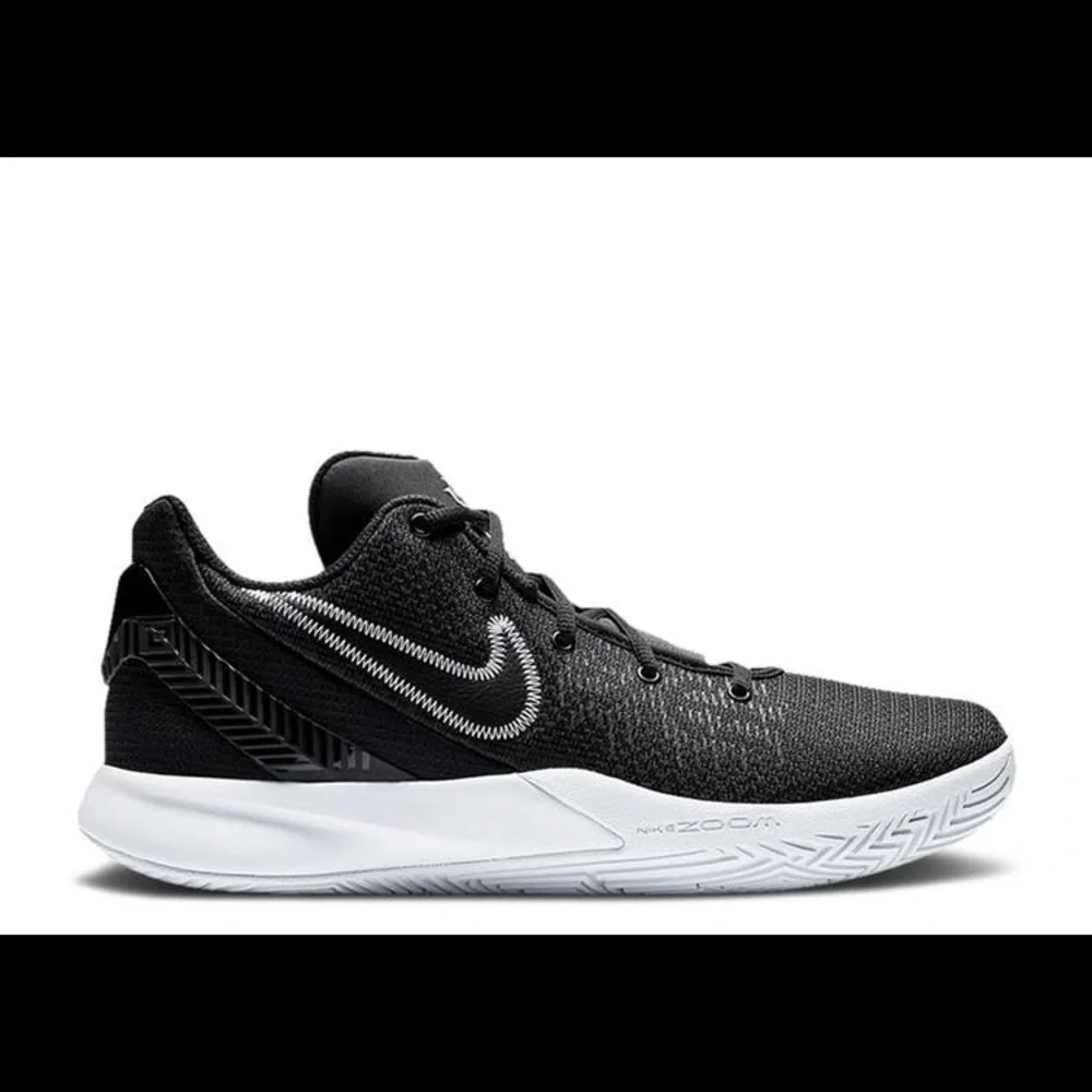 Nike kyrie fly traps sz 11